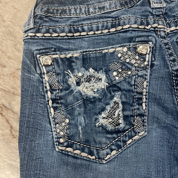 Buckle Miss Me Women’s Denim Mid Rise Easy Boot Cut Jean 25 Waist - Picture 3 of 7